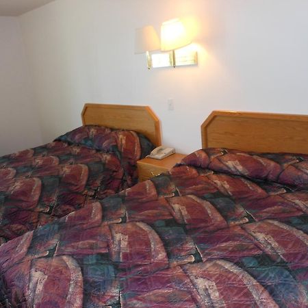 Economy Inn & Suites Nephi Room photo